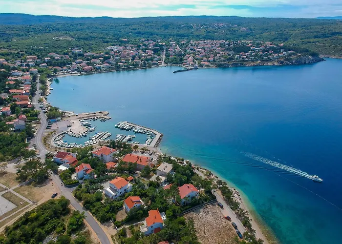 Scheich By Interhome Lägenhet *