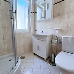 Scheich By Interhome