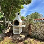 Scheich By Interhome *