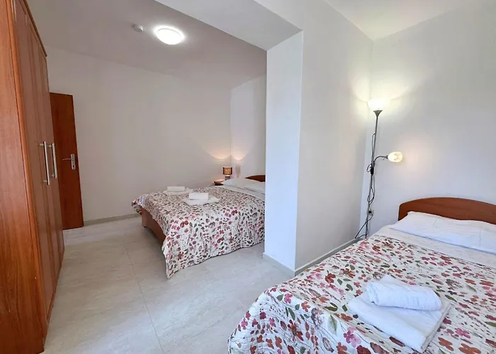 Scheich By Interhome * Šilo